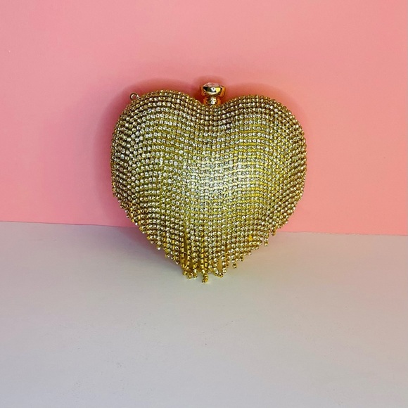 NEW TRENDY GOLD FRINGE RHINESTONE HEART CLUTCH HANDBAG GOLD CHAIN STRAP - Picture 2 of 6